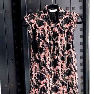 ALC Floral cap ruffle sleeve blouse